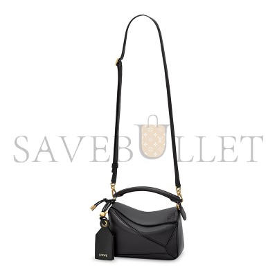 LOEWE MINI FEATHERLIGHT PUZZLE BAG IN NAPPA LAMBSKIN A510PLIX04 (17.5*12.5*7.5cm) LOEWE MINI FEATHERLIGHT PUZZLE BAG IN NAPPA LAMBSKIN A510PLIX04 (17.5*12.5*7.5cm)